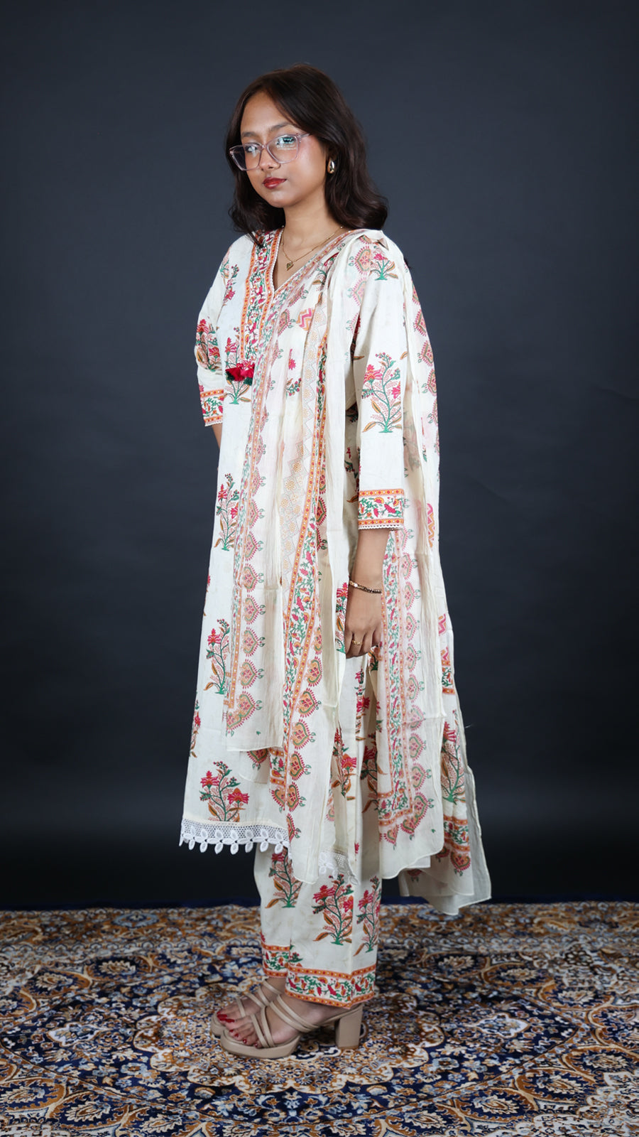 Moti Mala 3- Piece Kurti Set