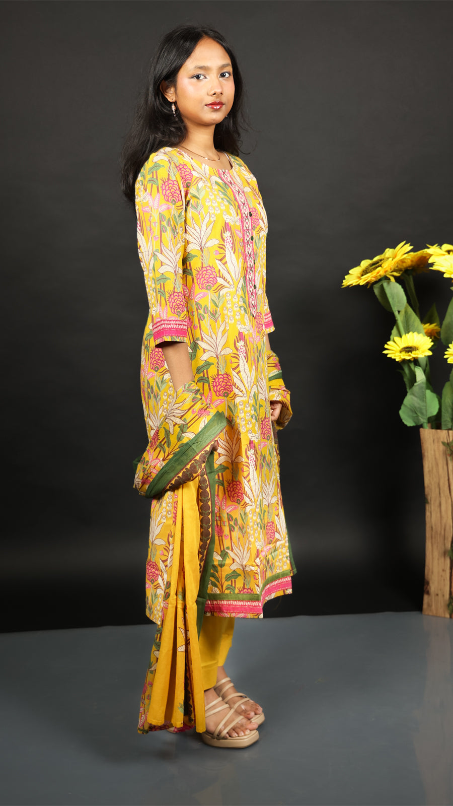 Swarna 3-Piece Kurti Set