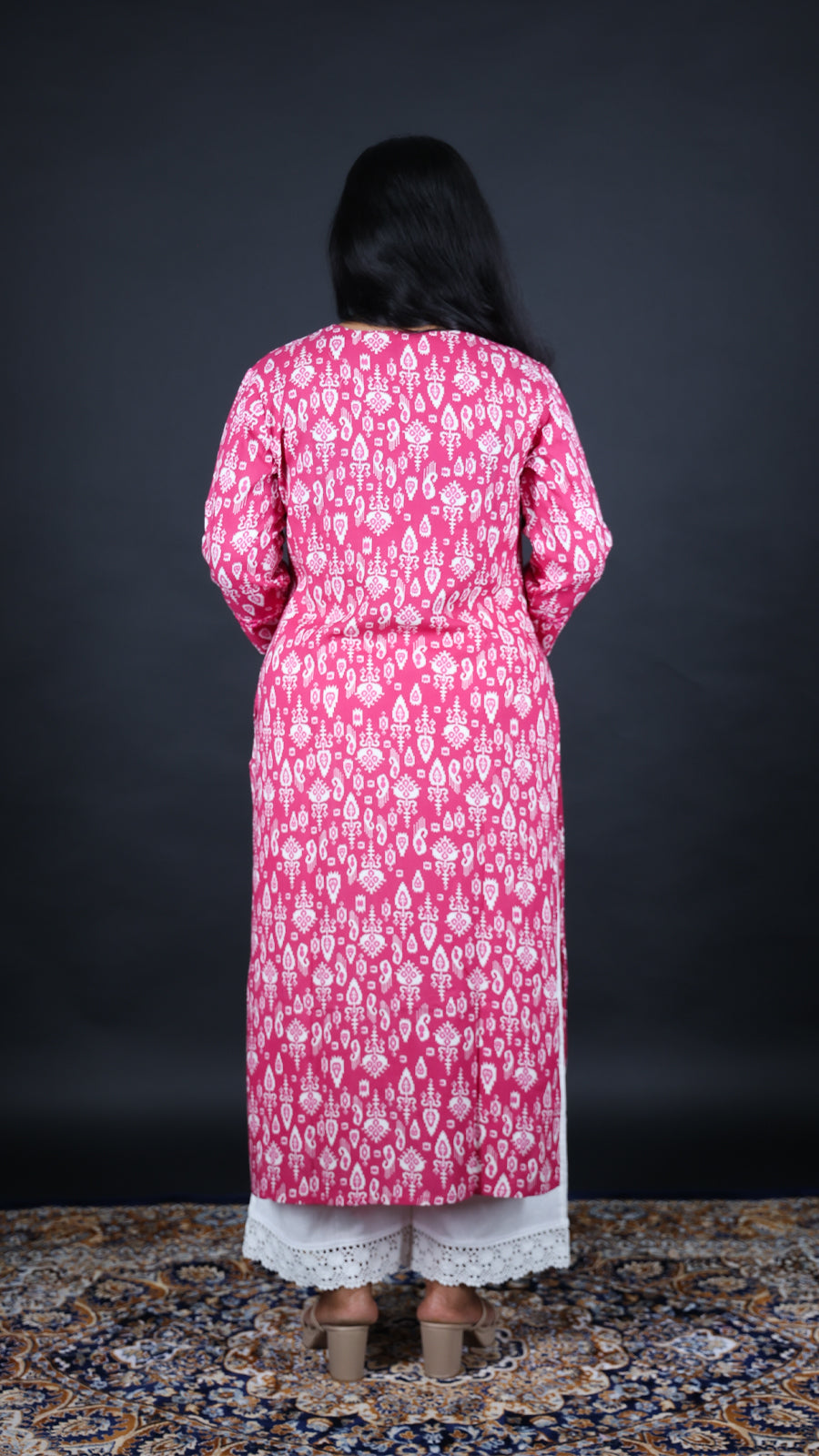 Fuchsia Phool Kurti