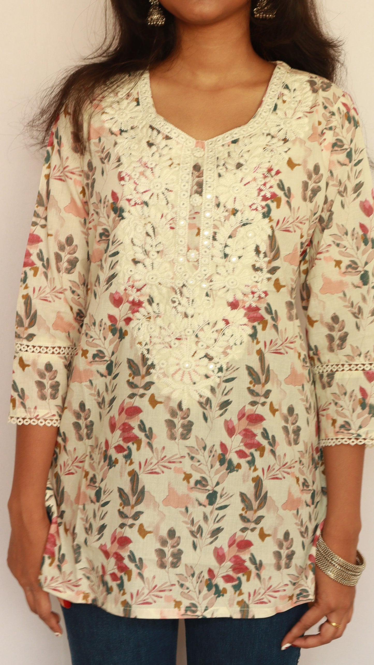 Sundari Short Kurti