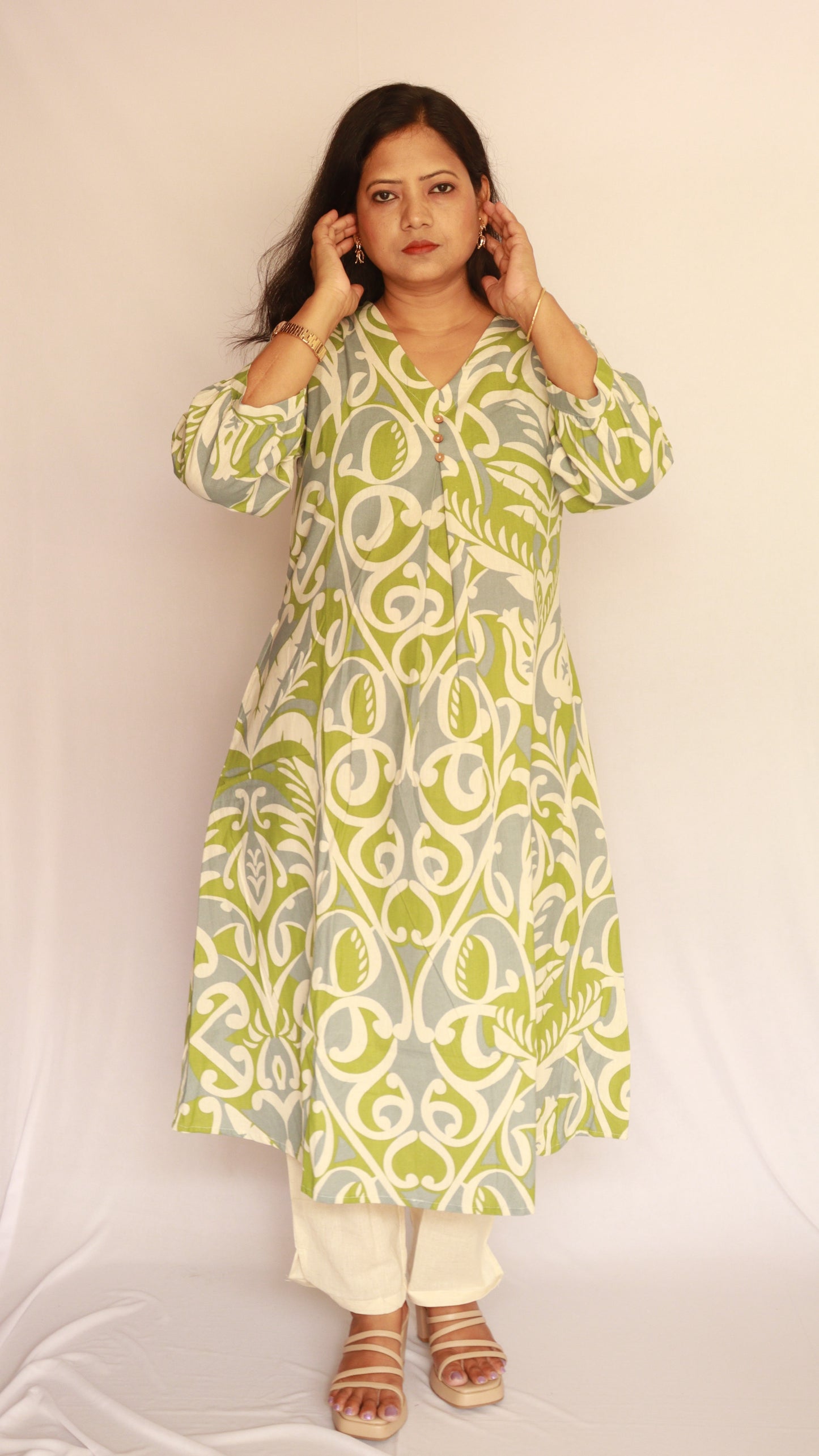 Aranya 2-Piece Kurti Set