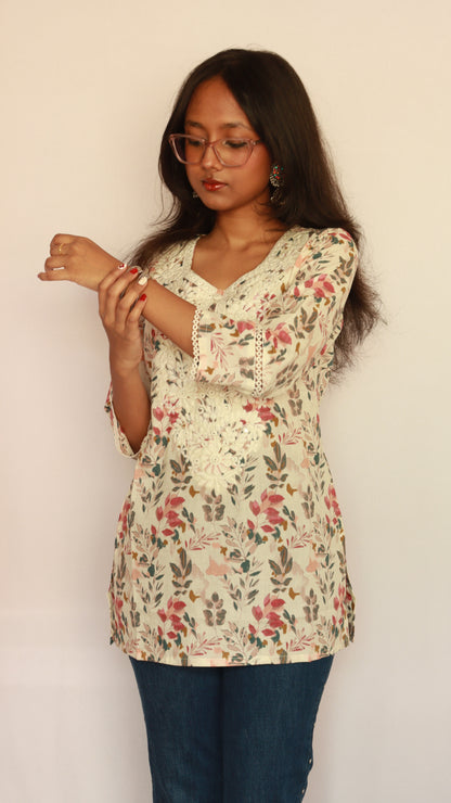 Sundari Short Kurti