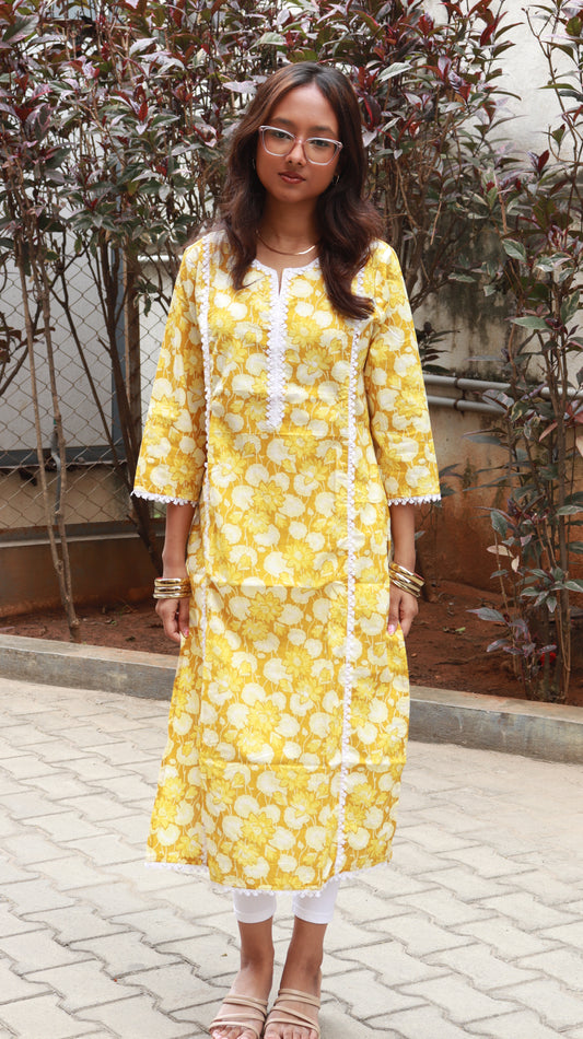 Riva Kurti