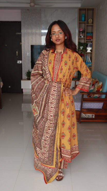 Suma 3-Piece Kurti set